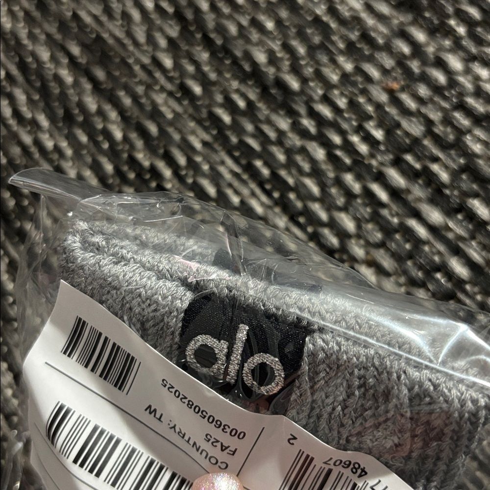 Alo yoga unisex scrunch sock - Picture 3 of 4